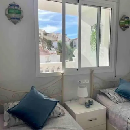 Two Bed Bella Roco *